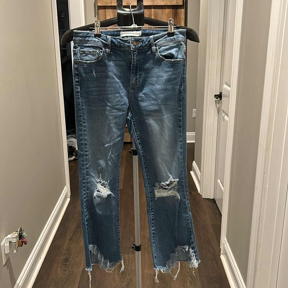 HIDDEN JEANS SZ 28